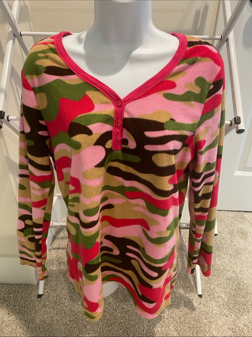 Pj Couture Pink & Green Camo Fleece Henley Long Sleeve Top M